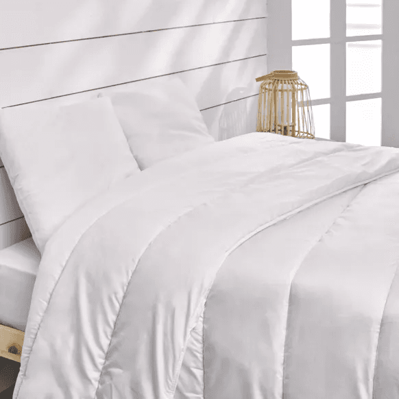 Couette Anti-acariens Sanitized - 240cm x 260cm - Bleu Câlin