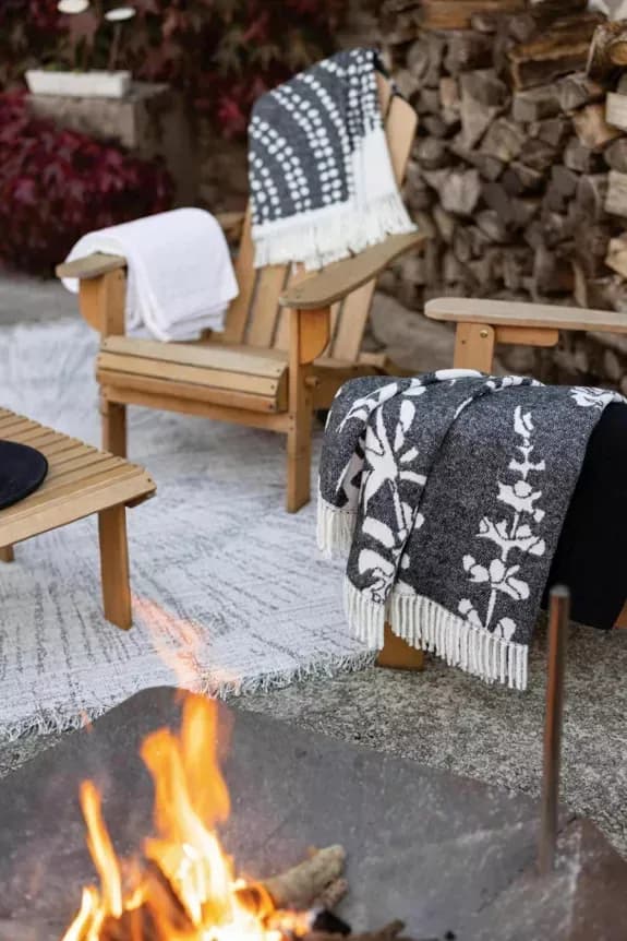 Plaid recyclé Taina Carbone 127 x 160 - Maison Vivaraise