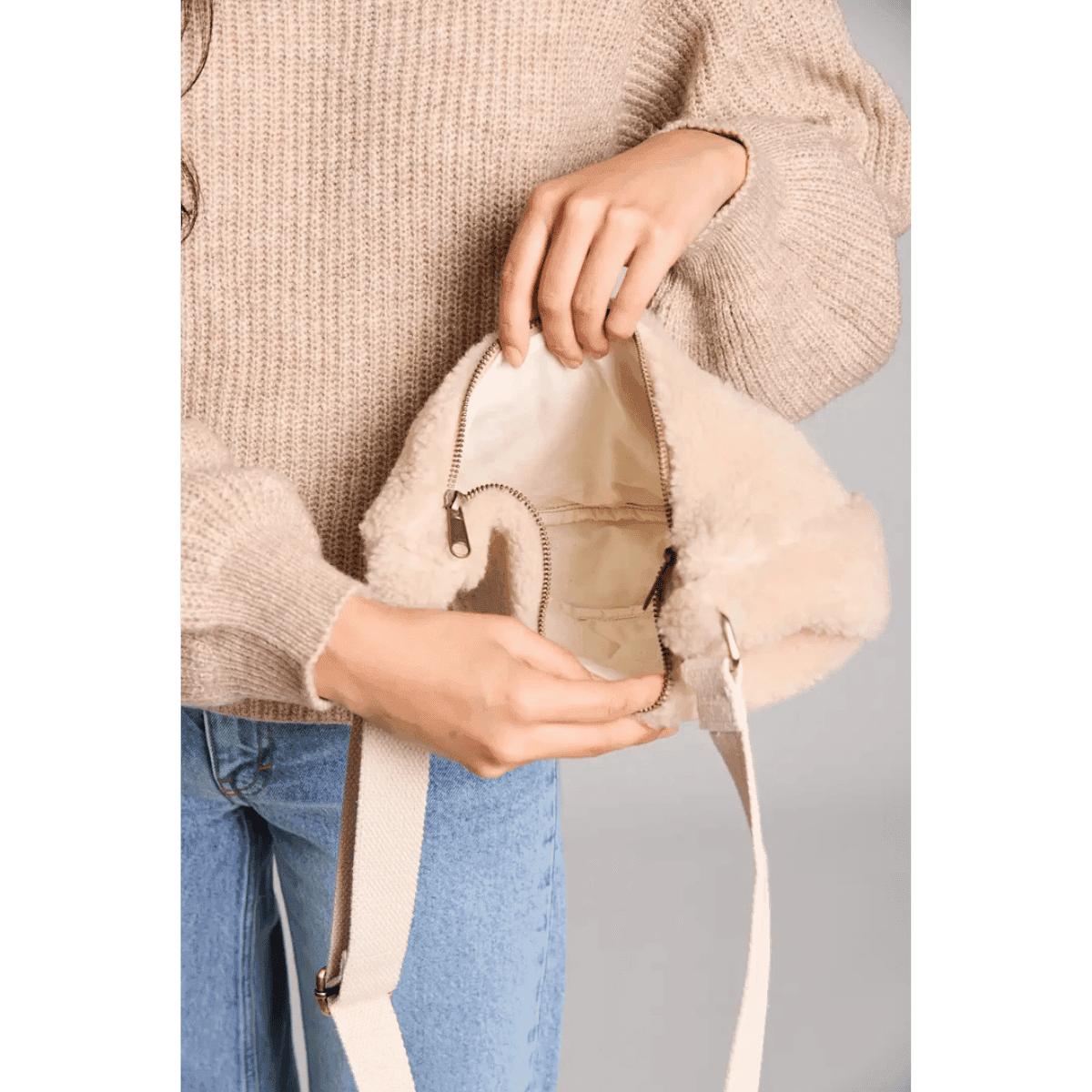 Sac banane ANDREA - Fourrure Beige - HINDBAG